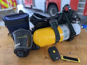 &Uuml;bergabe Atemschutz Feuerwehr