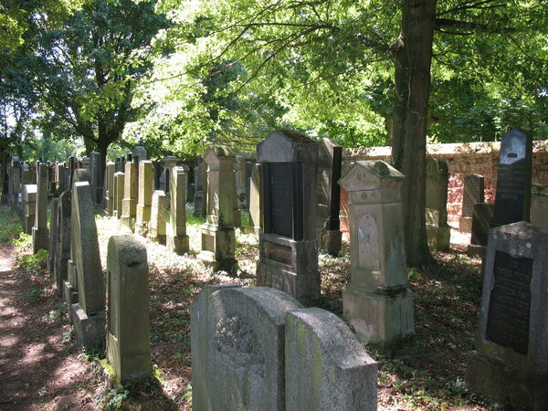 Rundgang J&uuml;discher Friedhof Gro&szlig;-Gerau