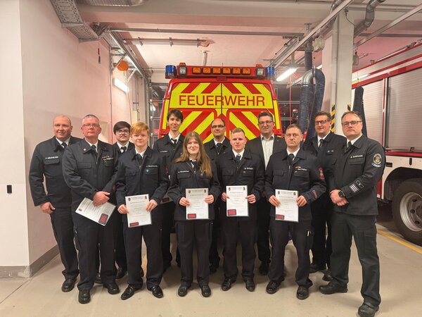 Dienstversammlung Feuerwehr Dornheim 6.3.2026 Bef&ouml;rderungen