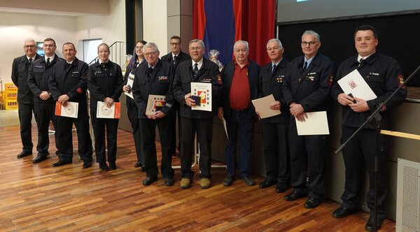 Gemeinsame DV Feuerwehr 15. M&auml;rz 2026 Ehrungen