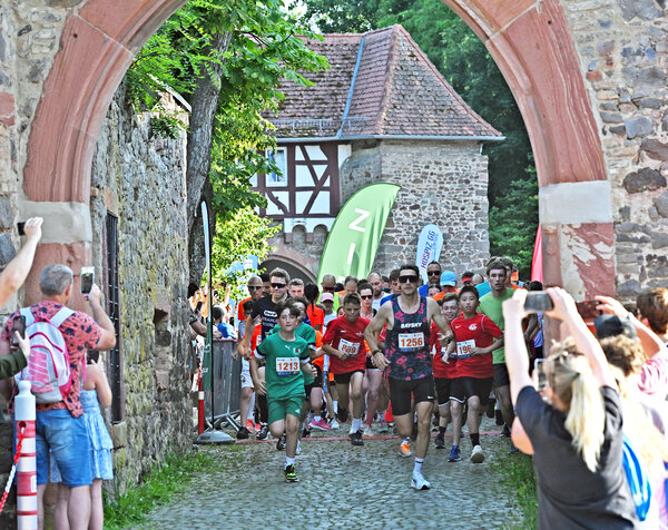 GG l&auml;uft Schloss Dornberg 2025