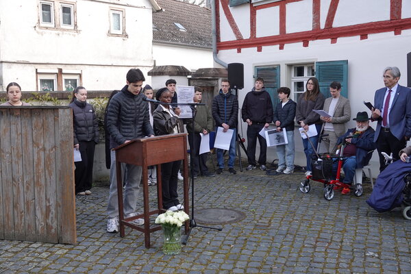 Stolpersteine Wallerst&auml;dten 14. April 2026 Sch&uuml;ler