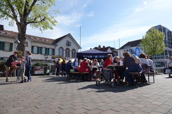 Marktfr&uuml;hst&uuml;ck 25. April 2026 Platz