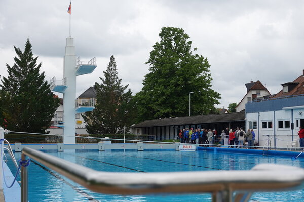 Freibad mit Sprungturm 16. Mai 2026