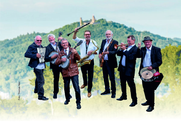 Original-Bl&uuml;tenweg-Jazzer im Dorfzentrum 31. Mai 2026