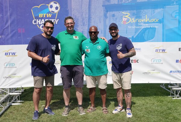 BTW-Charity-Cup 2026 Gruppenbild mit J&ouml;rg R&uuml;ddenklau
