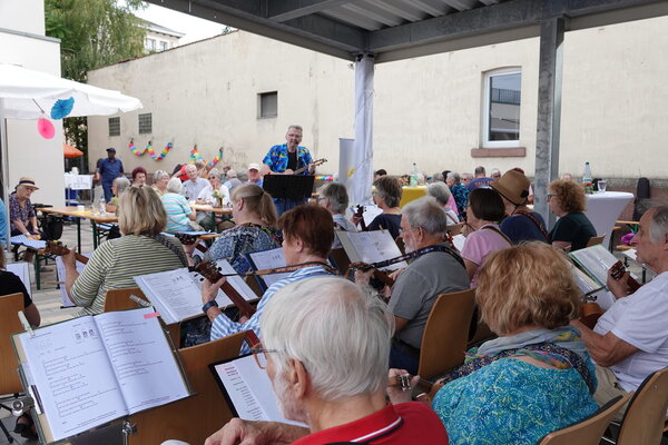 Sommerfest Haus Raiss 2. September 2026 Fidele Ukulelen