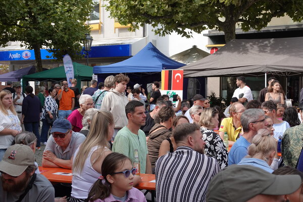 IKW Er&ouml;ffnungsfest 2026 Publikum
