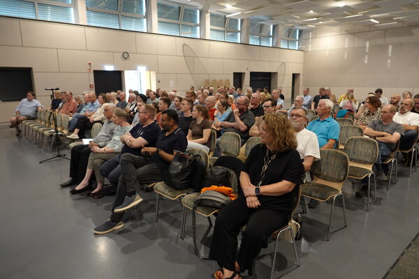 B&uuml;rgerversammlung 15. September 2026 Saal