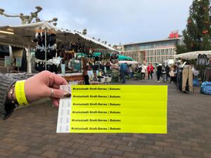 Einlassb&auml;ndchen der Kreisstadt Gro&szlig;-Gerau f&uuml;r den vereinfachten Zugang im Einzelhandel.